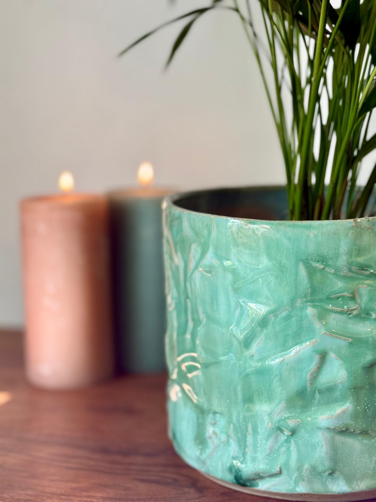 Cache pot en grès & kurniuki Vert Minéral - taille medium