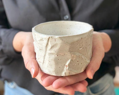 Bol Inspiration Chawan  en grès & kurinuki Blanc Moucheté